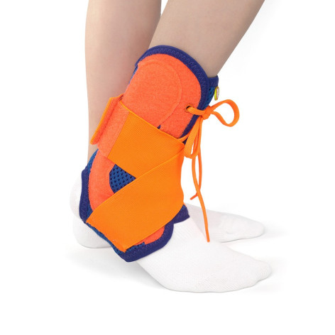 Polecamy Dziecięcy stabilizator stawu skokowego PANI TERESA MEDICA YOUNG z oferty sklep medyczny.store  | Sigvaris  | atrakcy... 2